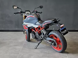 BMW G 310 R