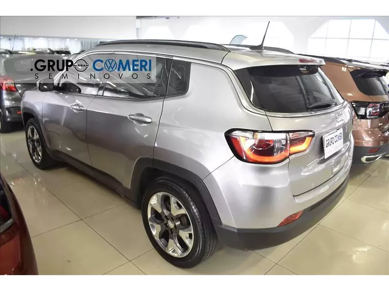 Jeep Compass Prata 16