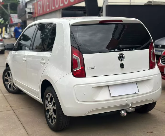 Volkswagen UP Branco 6