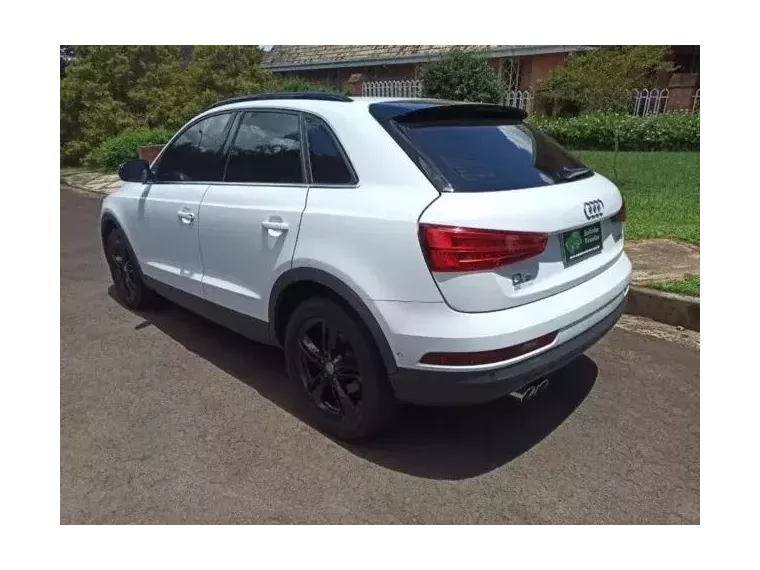 Audi Q3 Branco 8