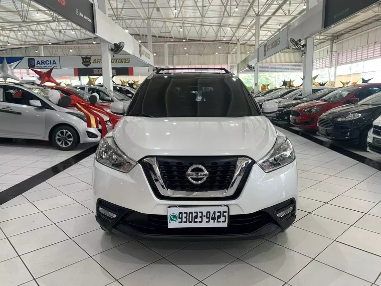 Nissan Kicks Branco 4