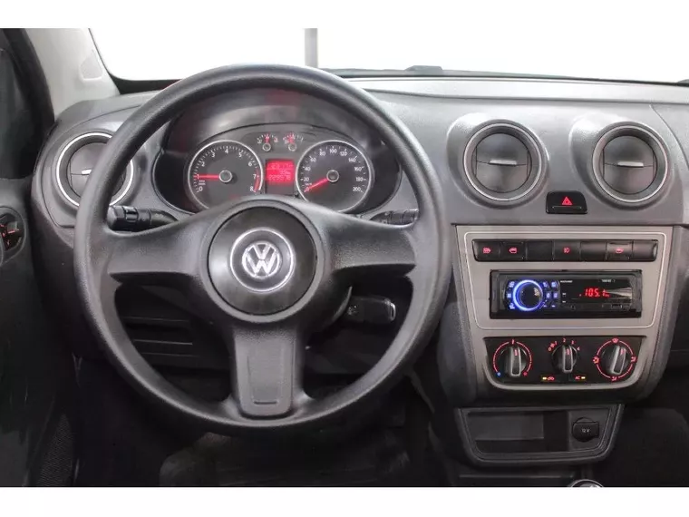 Volkswagen Voyage Prata 4