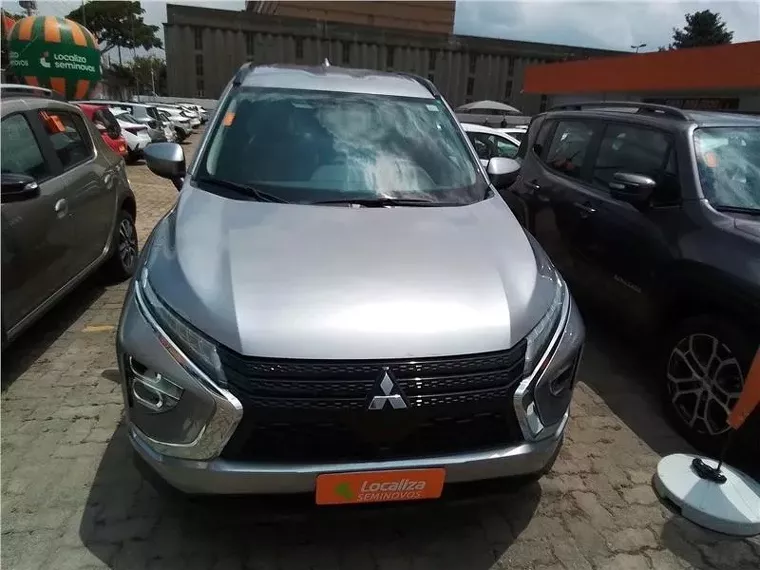 Mitsubishi Eclipse Cross Prata 9