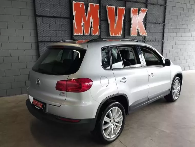 Volkswagen Tiguan Prata 4