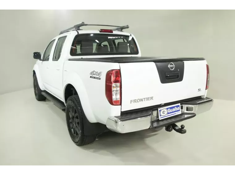 Nissan Frontier Branco 17