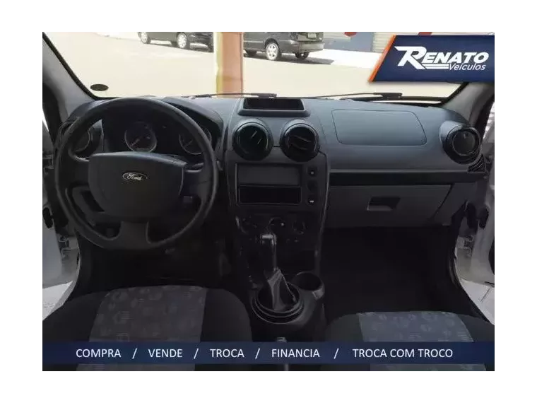 Ford Fiesta Branco 6