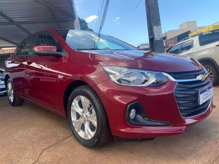 Chevrolet Onix Vermelho 4