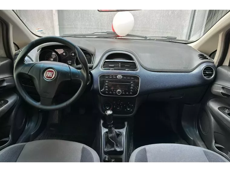 Fiat Punto Branco 2