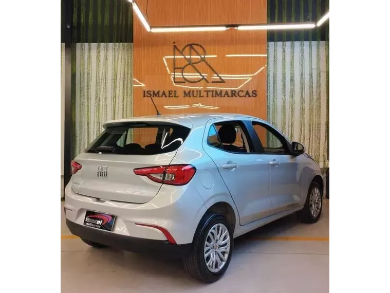 Fiat Argo Prata 16