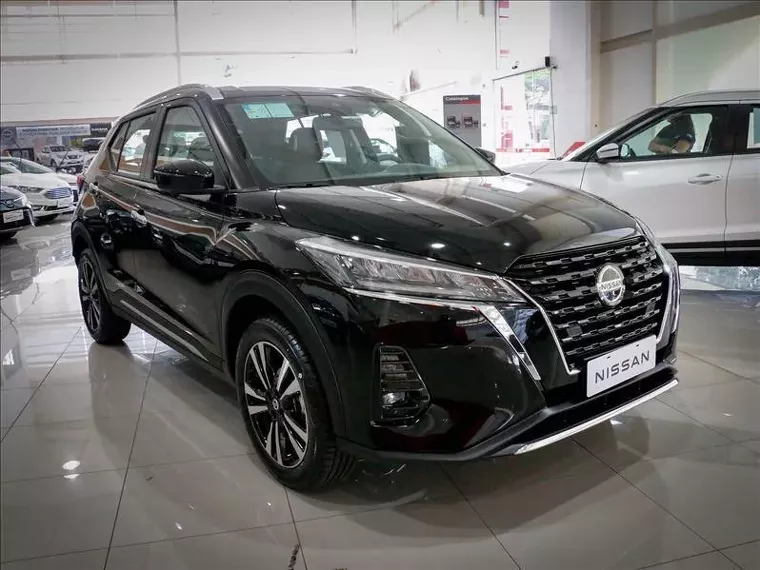 Nissan Kicks Preto 6