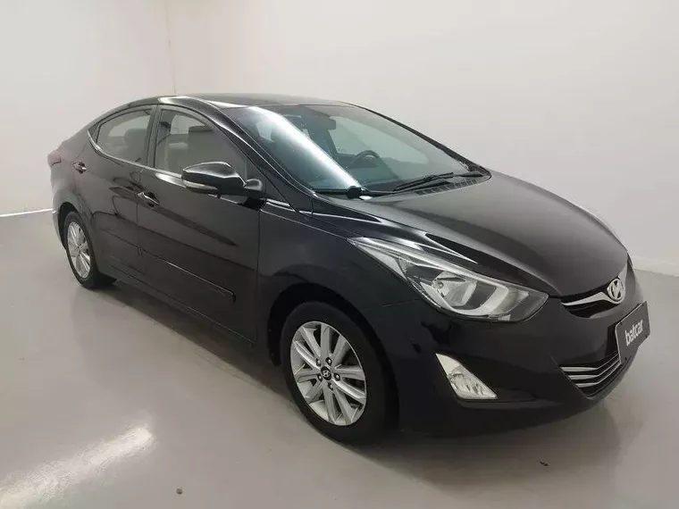 Hyundai Elantra Preto 6