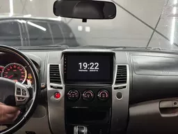 Mitsubishi Pajero Dakar