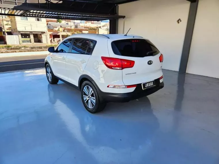 KIA Sportage Branco 11