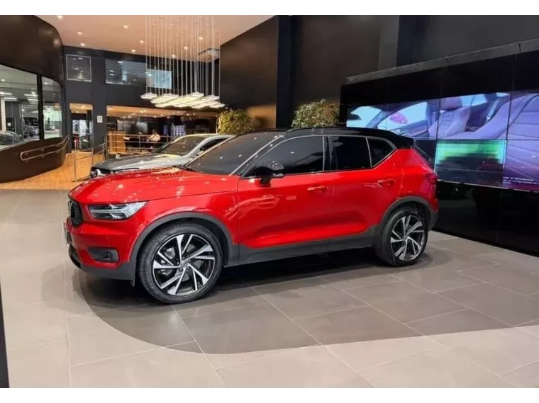 Volvo XC40 Vermelho 10