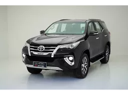 Toyota Hilux SW4