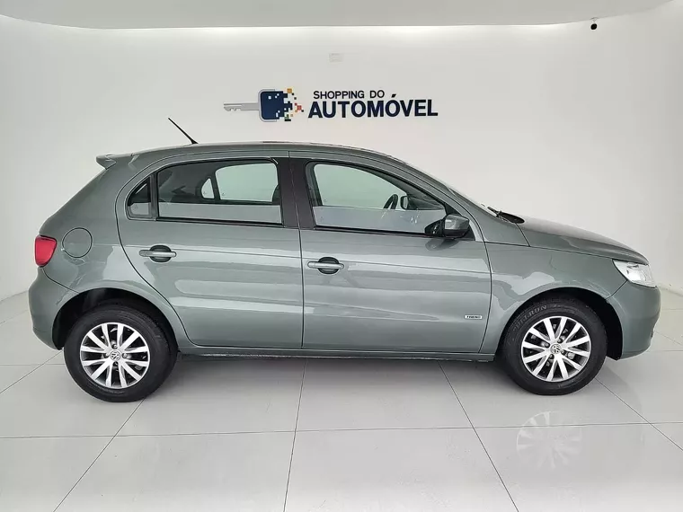 Volkswagen Gol Cinza 14