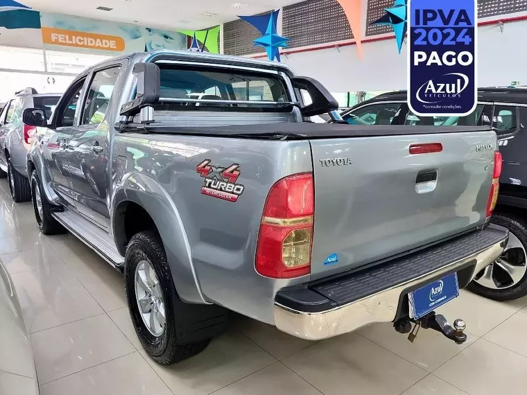 Toyota Hilux Prata 6