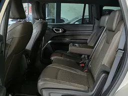 Jeep Commander