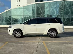 Jeep Commander