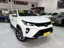 Toyota Hilux SW4
