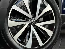 Volkswagen Taos