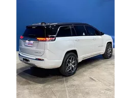 Jeep Commander