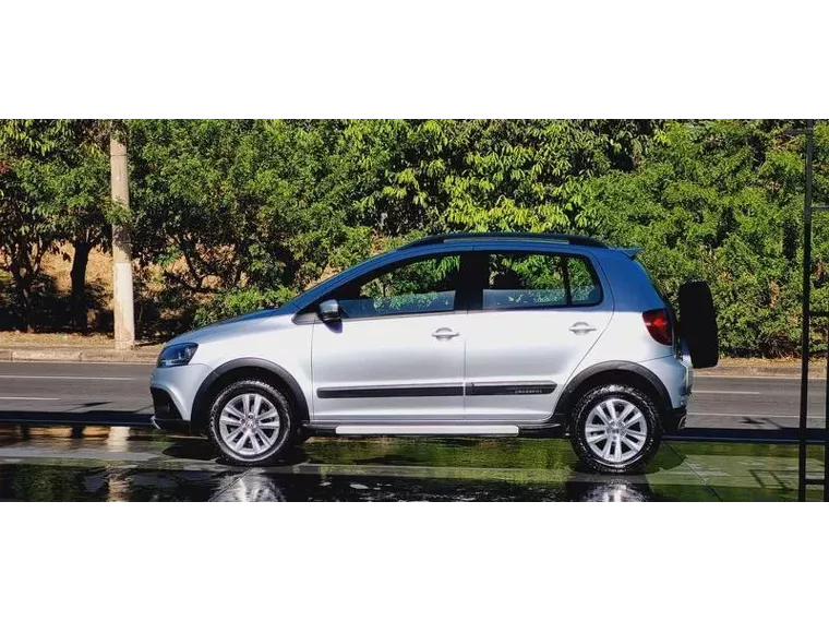 Volkswagen Crossfox Prata 1