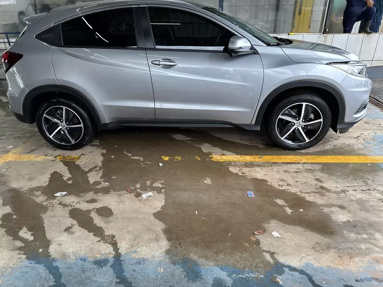 Honda HR-V Cinza 4