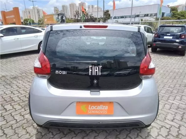 Fiat Mobi Prata 7