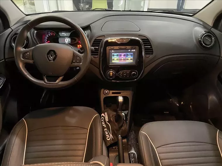 Renault Captur Prata 3