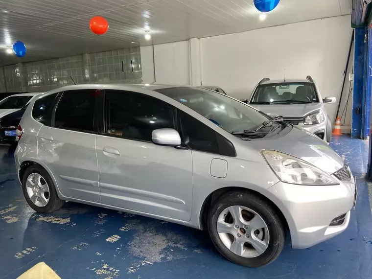 Honda FIT Prata 18