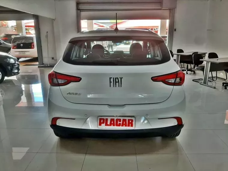 Fiat Argo Branco 6