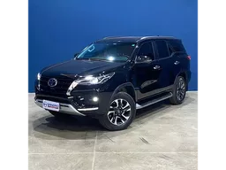 Toyota Hilux SW4