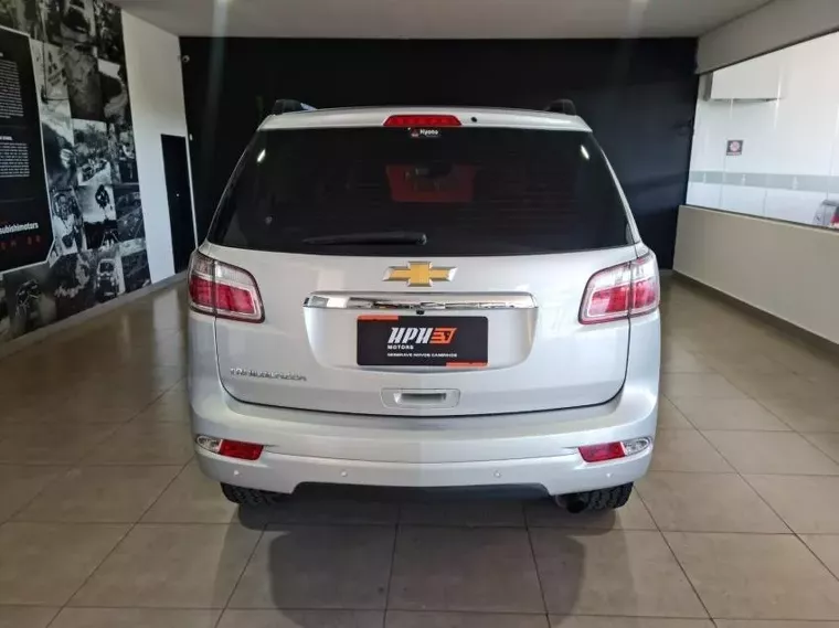 Chevrolet Trailblazer Prata 22