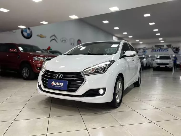 Hyundai HB20S Branco 4