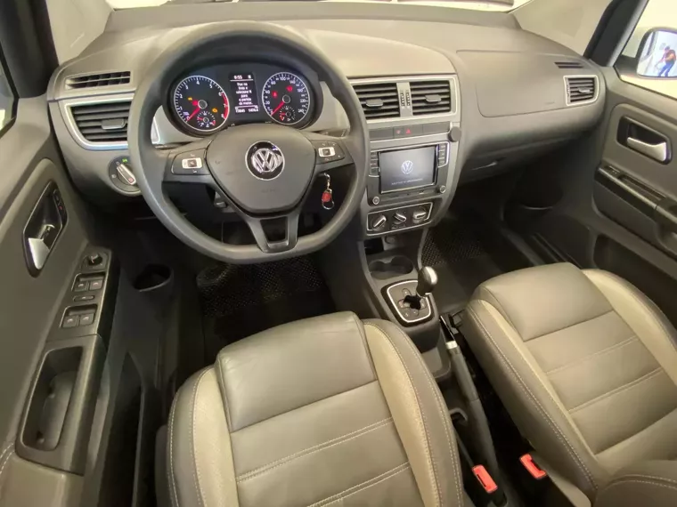 Volkswagen Fox Branco 3