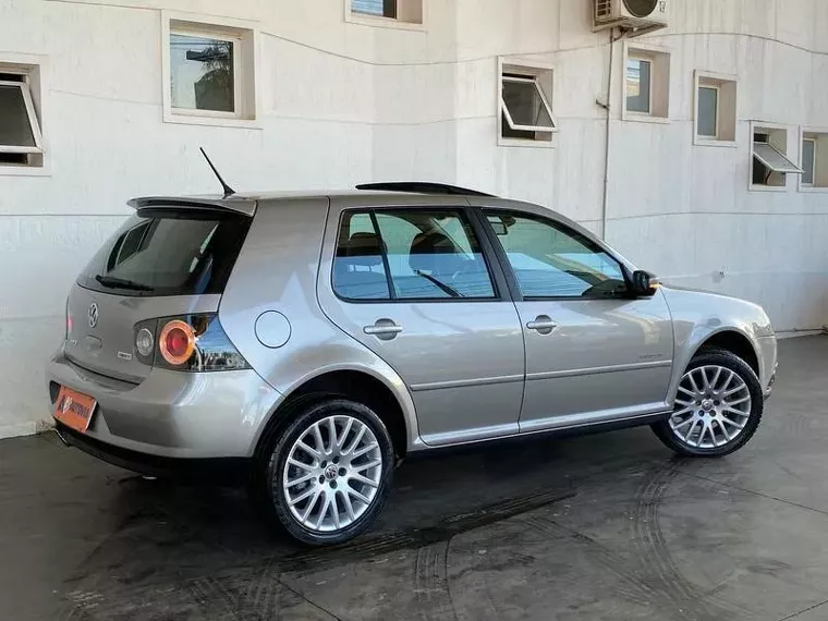 Volkswagen Golf Prata 12