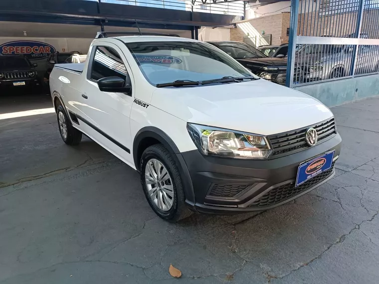 Volkswagen Saveiro Branco 4