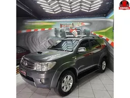 Toyota Hilux SW4