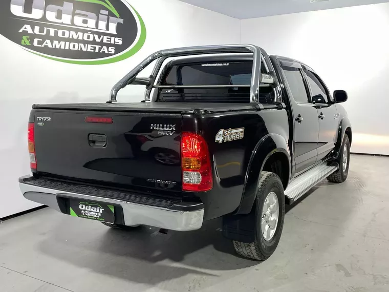 Toyota Hilux Preto 14