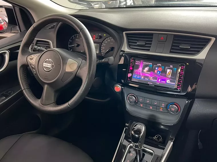 Nissan Sentra Branco 3