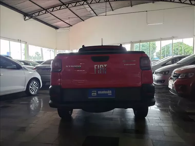 Fiat Strada Vermelho 8