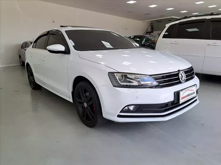 Volkswagen Jetta Branco 5