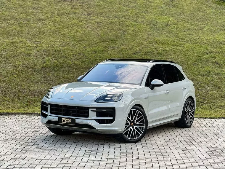 Porsche Cayenne Indefinida 1