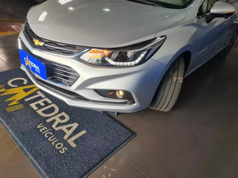 Chevrolet Cruze Prata 11