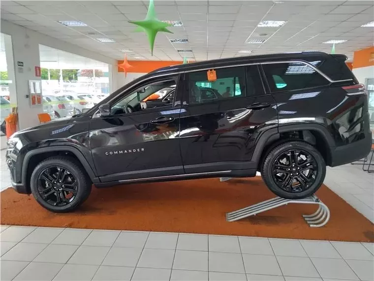 Jeep Commander Preto 3