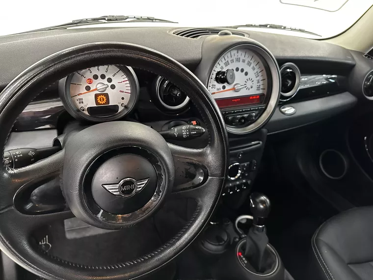 Mini Cooper Branco 12