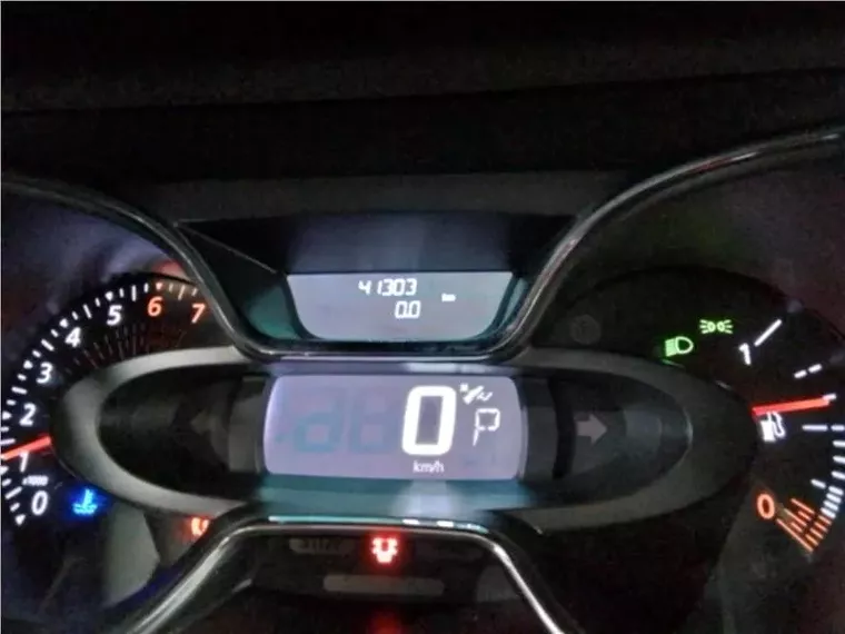 Renault Captur Prata 9