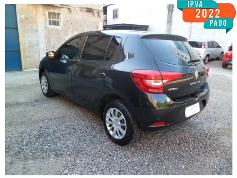 Renault Sandero Preto 6