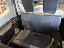 Mitsubishi Pajero Full